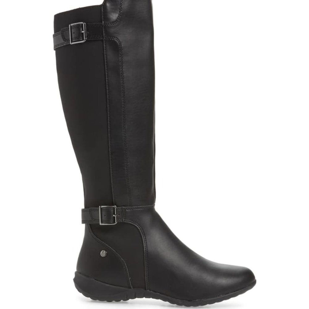 Brand New tall Hush Puppies Boot size 6.5 WIDE